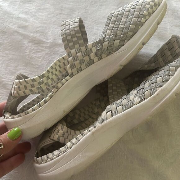 Easy Spirit 360 Silver/Gray Woven Sandals Size 9.5 W Esquartet - Picture 5 of 10